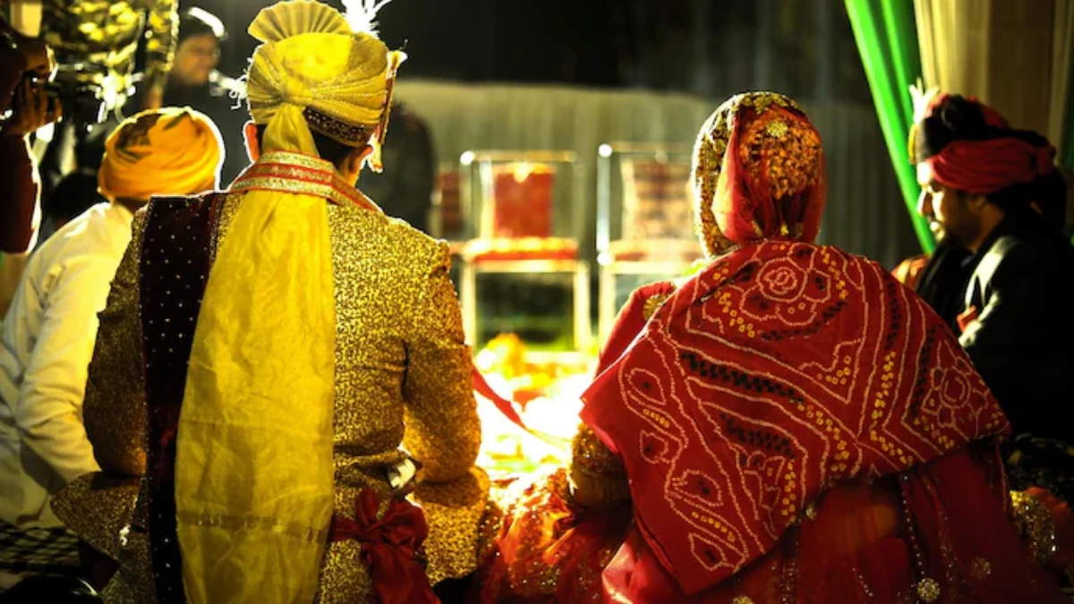 Drunk Man Drives Tempo Over Wedding Guests in Chandauli Uttar Pradesh