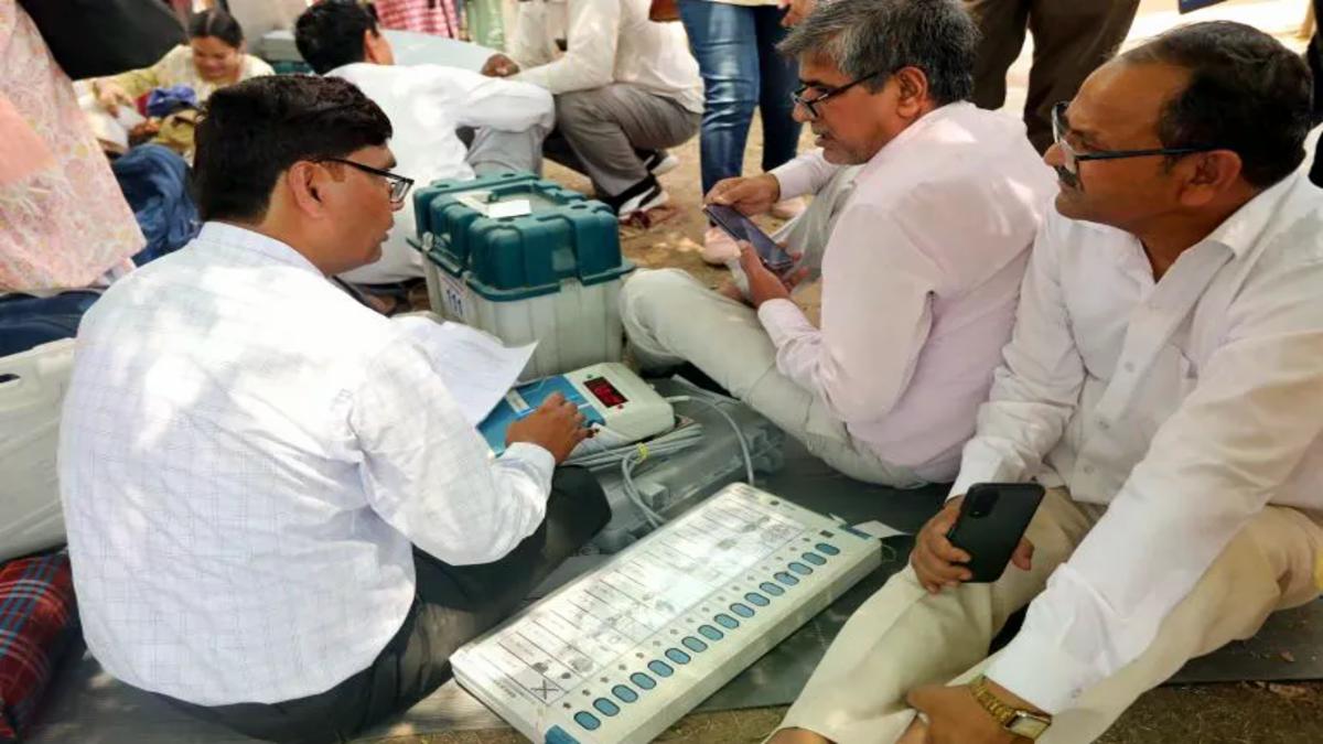 ECI's 2025 Rule: Postal Votes First for Clear Counts