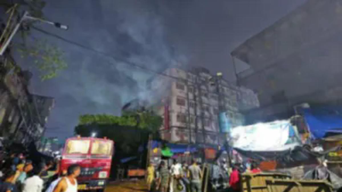 Kolkata Hotel Fire 2025: Swift Control, Zero Casualties