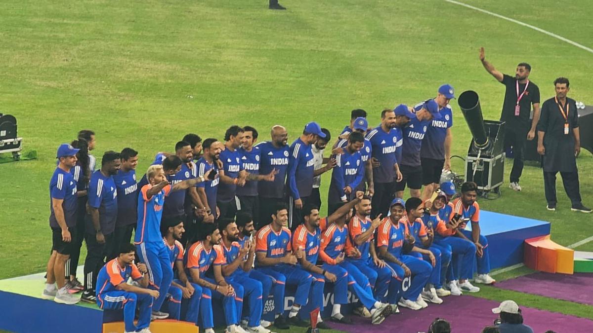 Trophy Snub: India's Bold Stand at Asia Cup Final