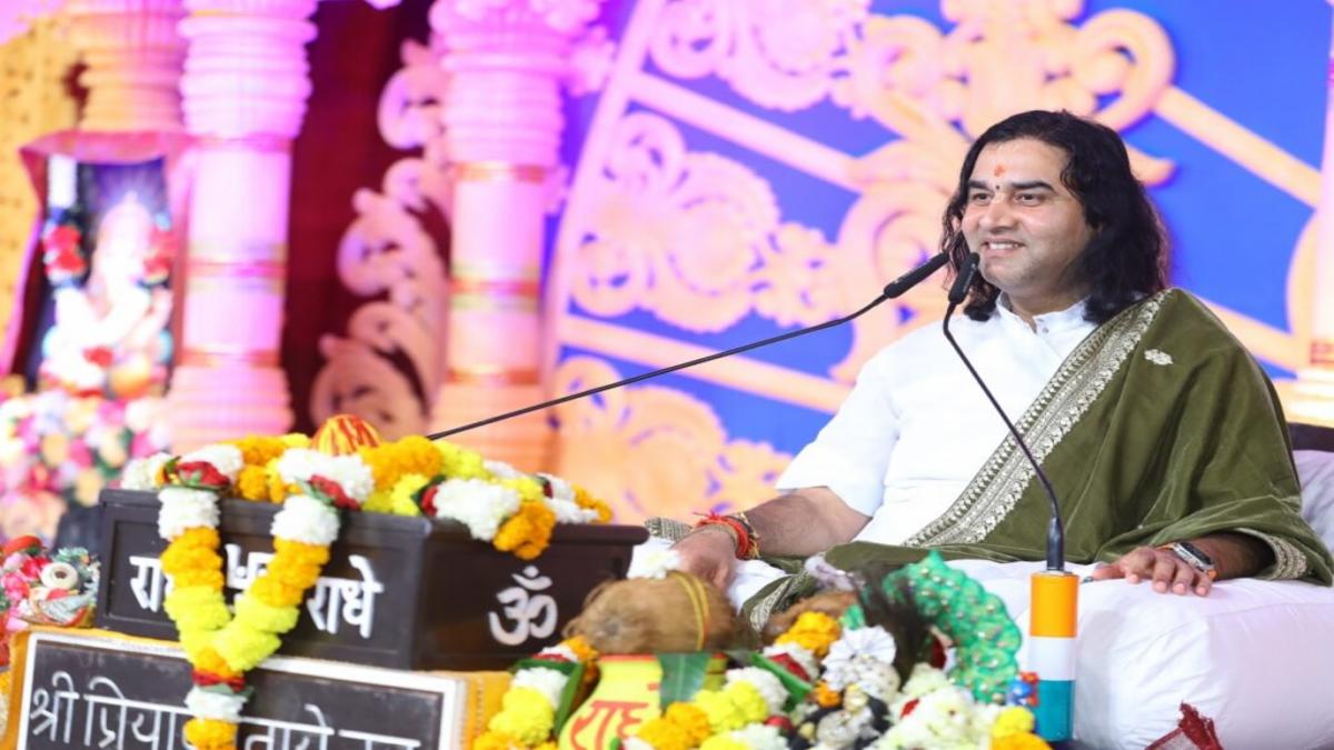 21-laakh-paarthiv-shivling-nirmaann-vrndaavn-men-aadhyaatmik-anusstthaan