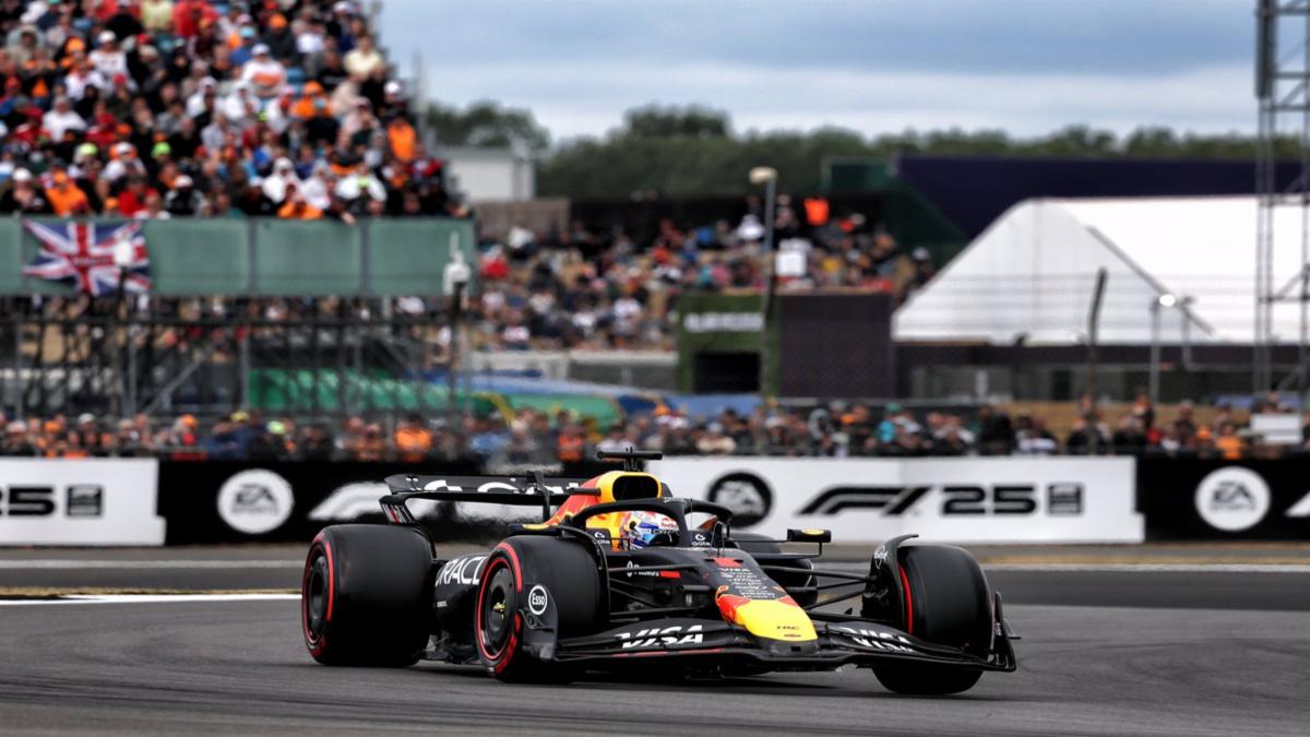 max-verstappen-takes-pole-at-silverstone-2025