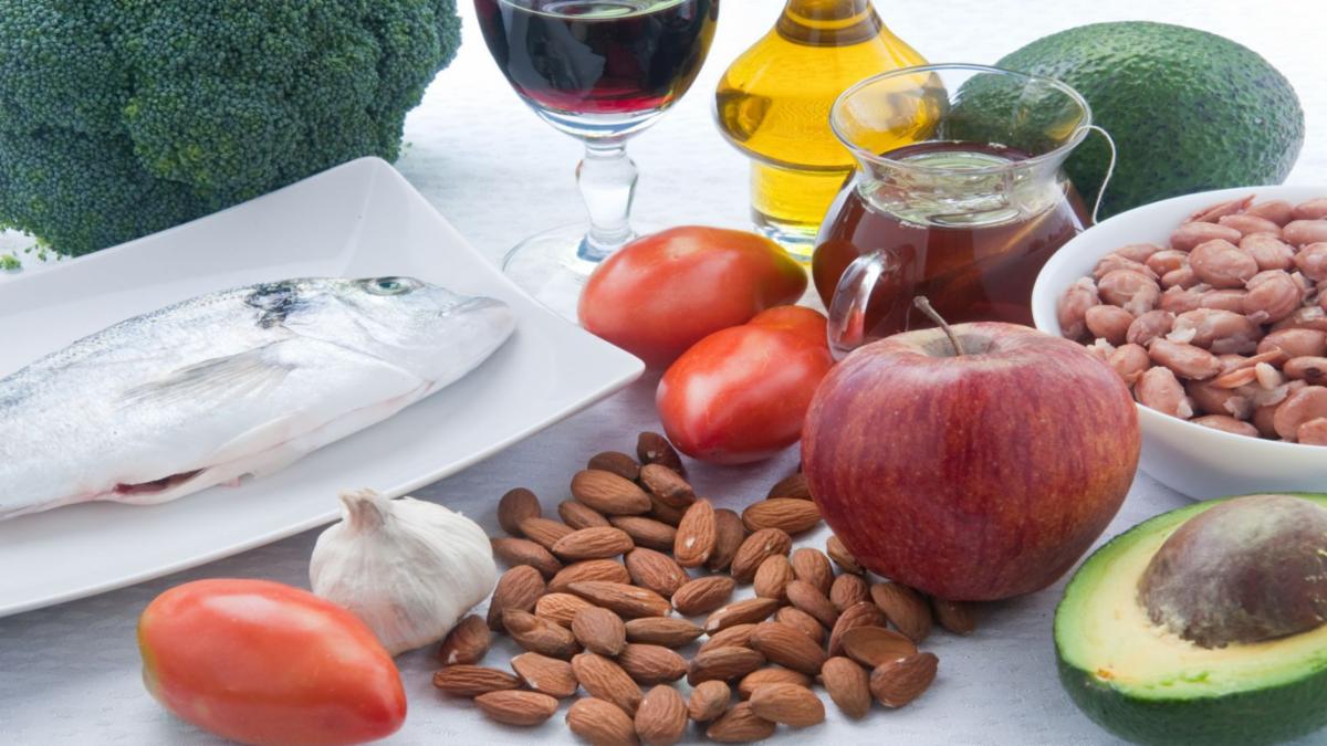Experts Reveal Heart-Healthy Foods That Lower LDL Cholesterol